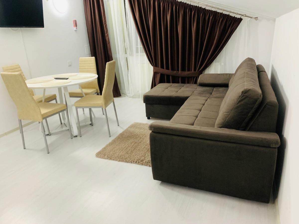 Fast Airport Accomodation Otopeni Ngoại thất bức ảnh